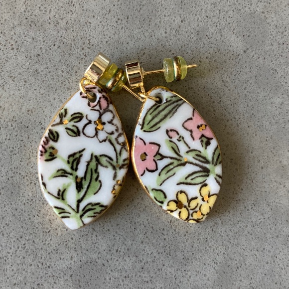 Porcelain hand painted earrings - Picture 1 of 2